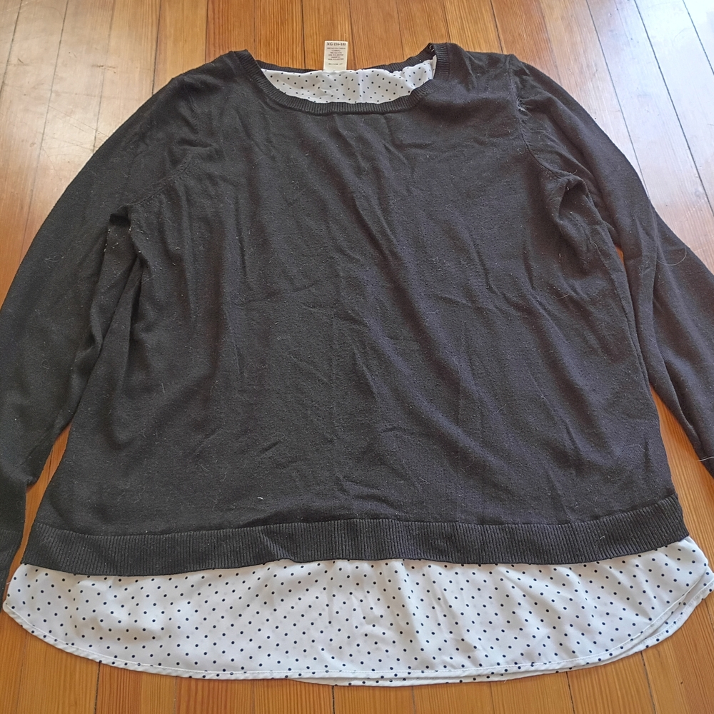Faded Glory Gray Sweater with White Polka Dot Lining